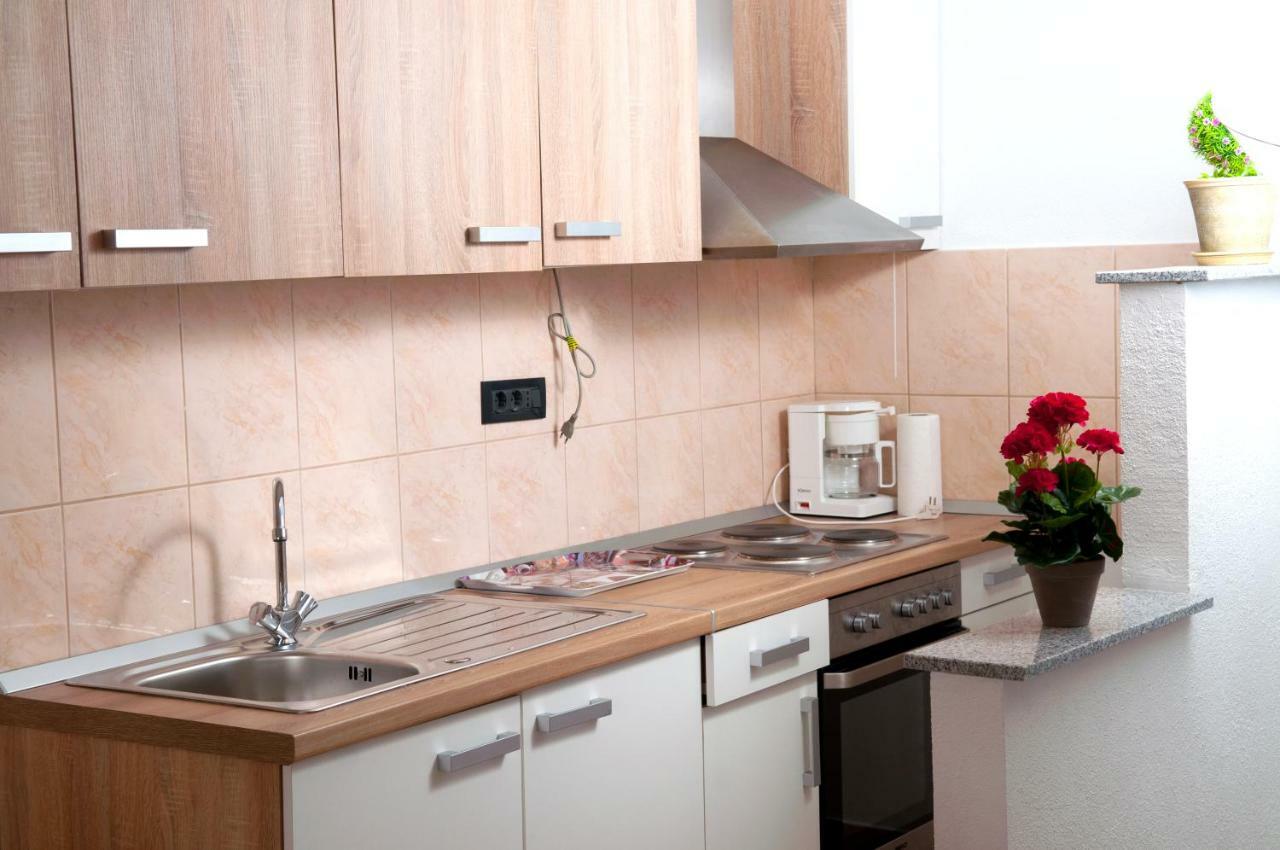 Apartment Kraljevic Blato na Cetini Exterior foto